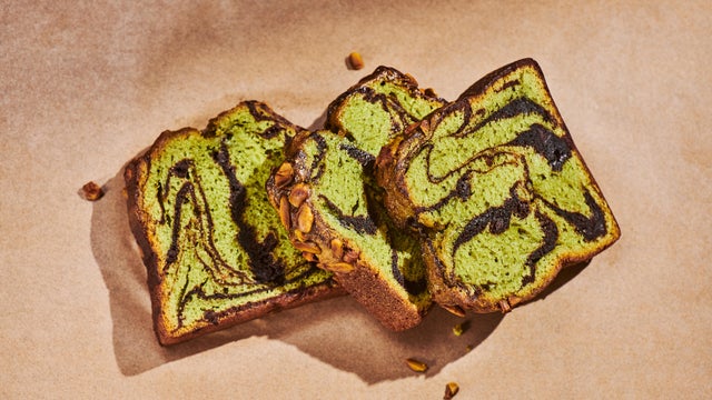 chocolate-pistachio-loaf.jpg 