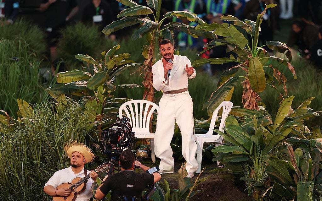 Who performed at the Super Bowl halftime show in 2026? Here's a full ...