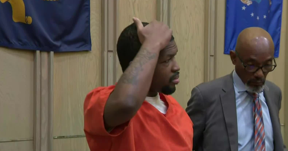 Man convicted in 2013 robbery that killed 10-year-old will wait over a month to learn if he faces death penalty