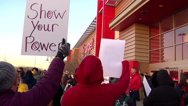 10p-pkg-target-protest-folo-wcco9srq.jpg 