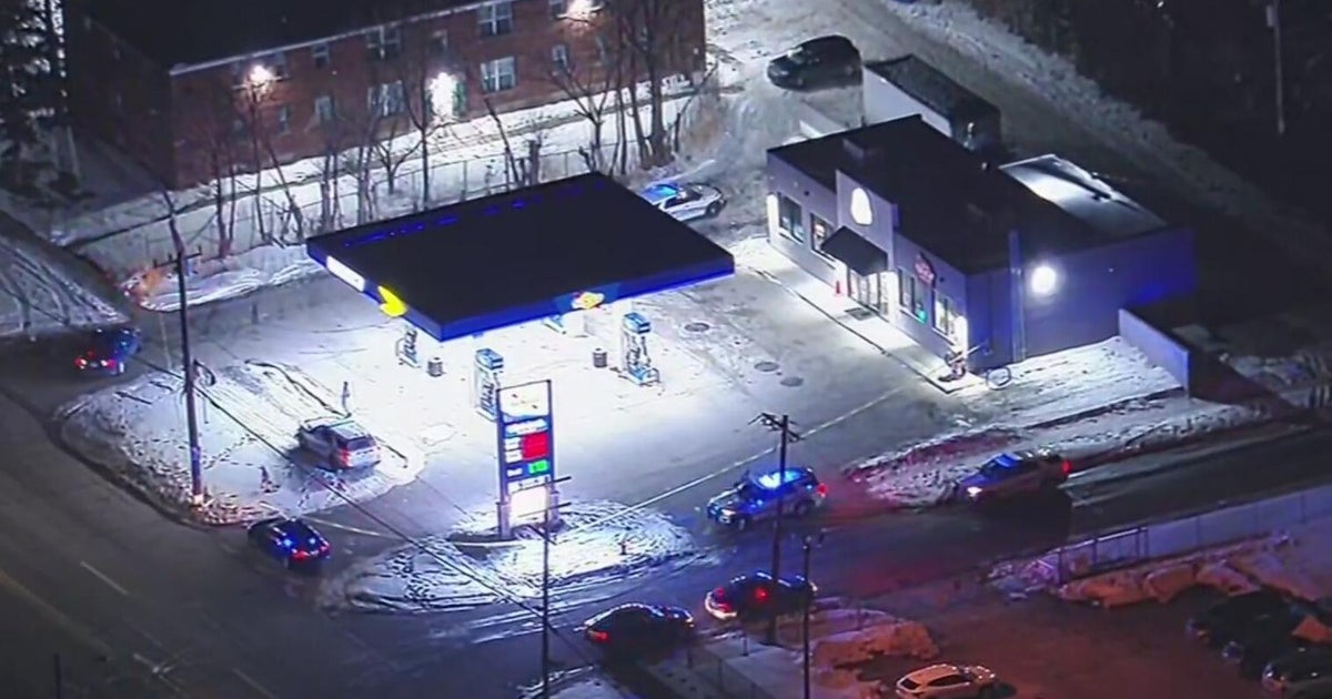 Detroit man faces murder charges after deadly carjacking incident at gas station