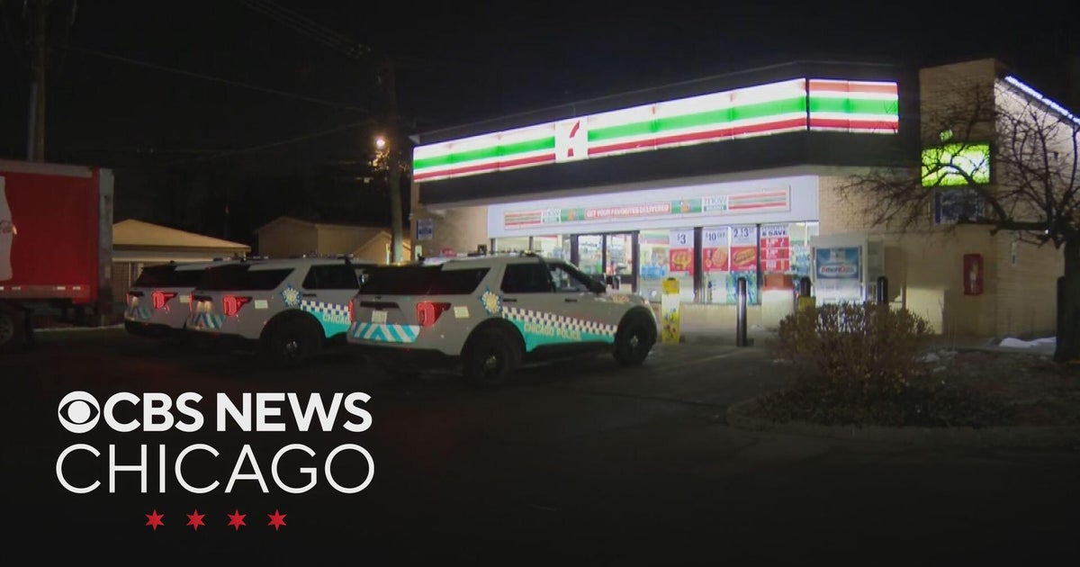 Chicago police investigating armed robbery at Irving Park 7-11 on Kimball