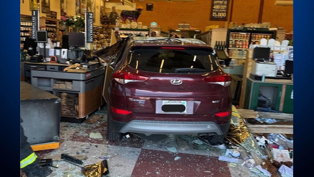 Multiple injuries reported after driver plows into Santa Rosa market ...