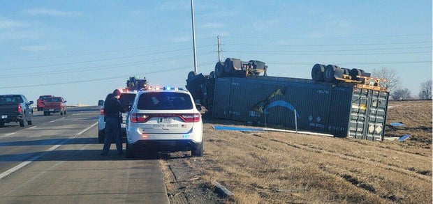 amazon-truck-flips-i-652.jpg 