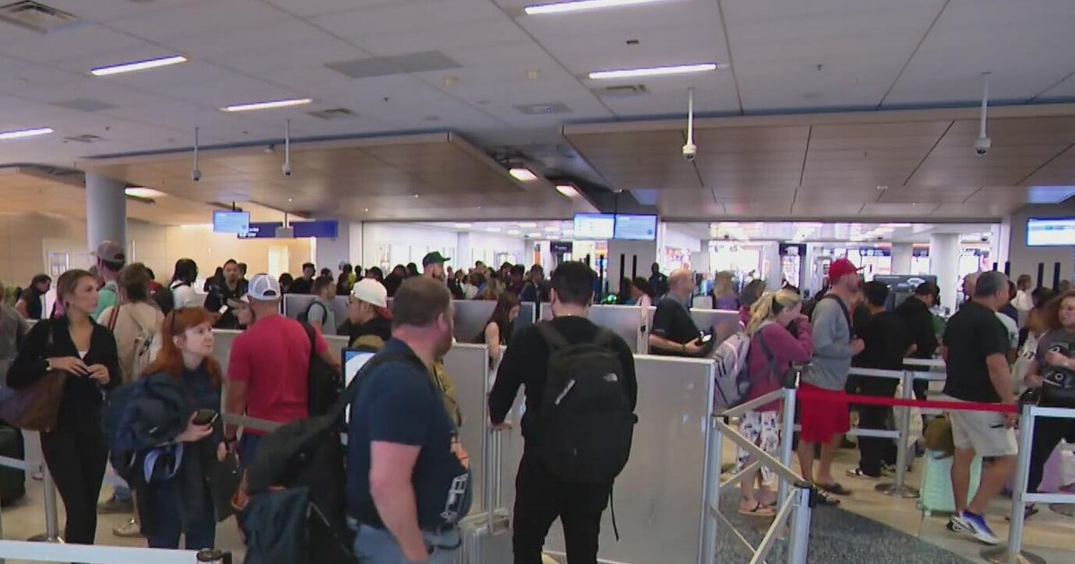 Partial government shutdown enters third day; TSA agents work without ...