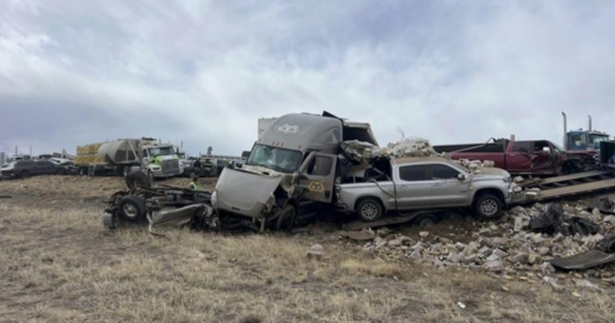 Colorado State Patrol investigates deadly crash on I-25 near Pueblo involving at least 30 vehicles