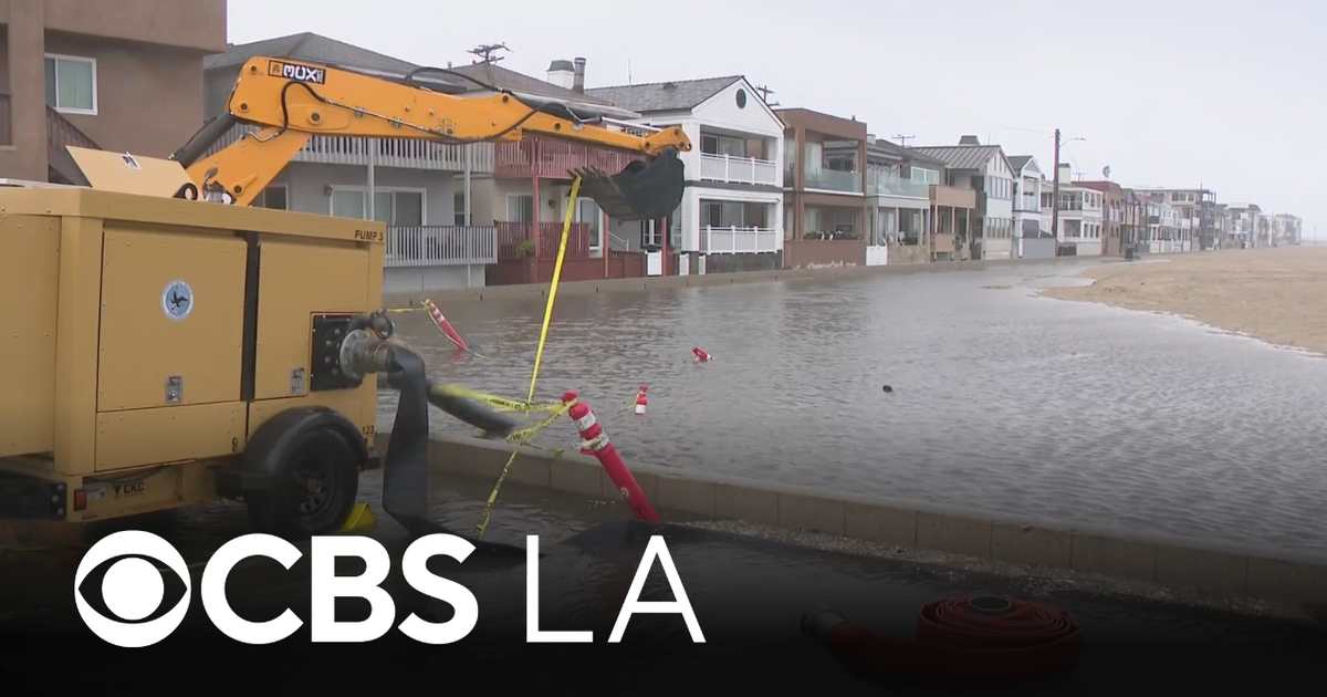 Heavy rain soaks Orange County as powerful winter storm moves through Southern California