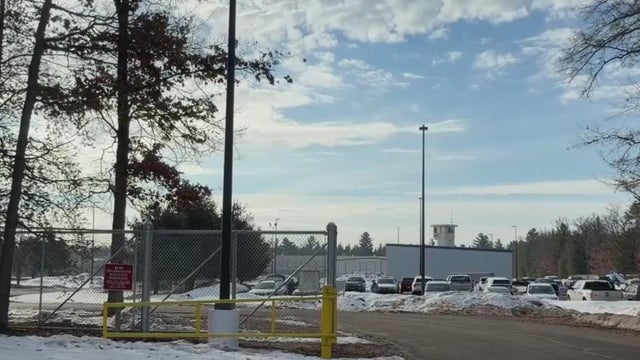 Reps. Scholten, Stevens visit Michigan facility after ICE detainee's death 