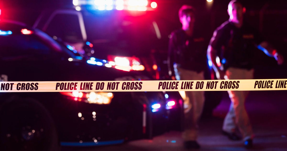 Naked woman’s dead body found behind Fort Lauderdale elementary school, police say her death seems “suspicious”