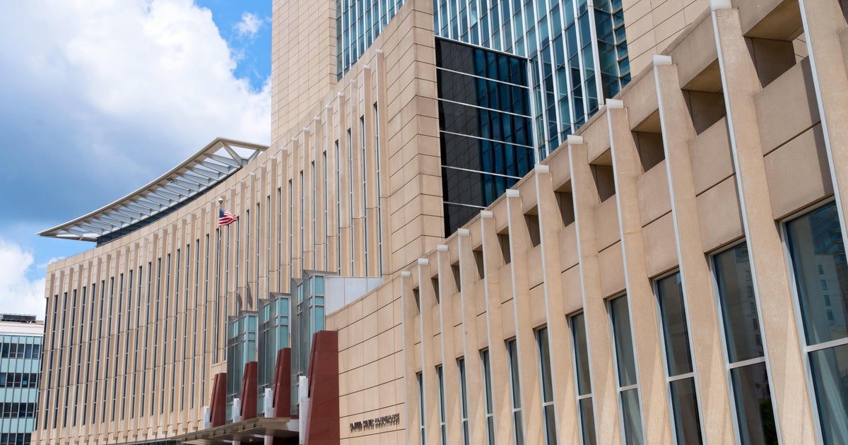 Felon walks free amid exodus of Minnesota prosecutors over political pressure