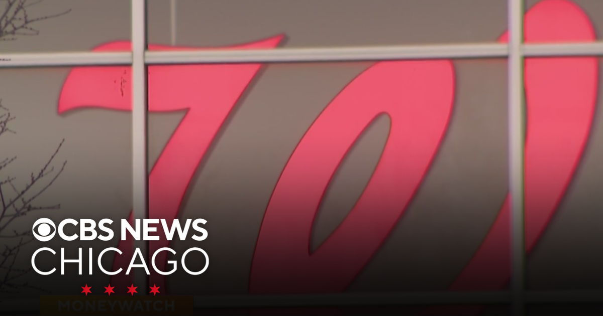 Walgreens cutting nearly 470 jobs in Illinois