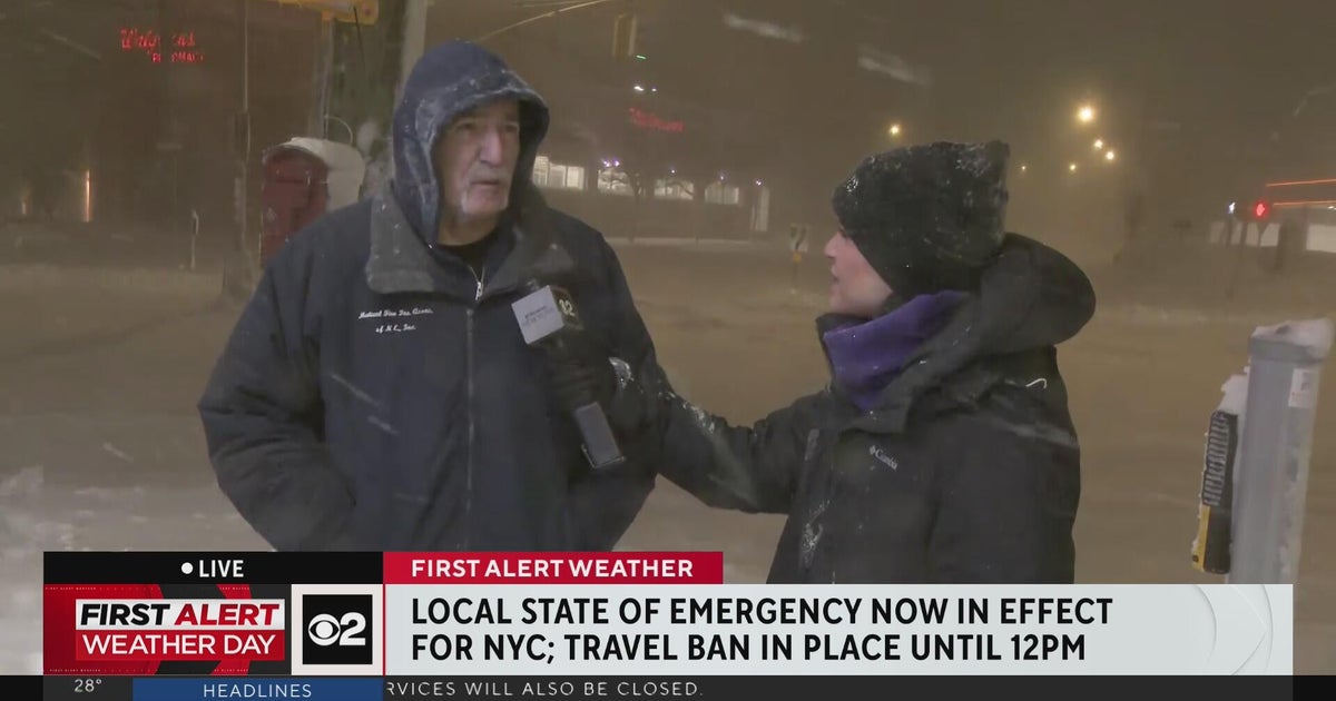 Staten Island dad braves the blizzard condition to drive his daughter to work