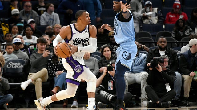 Kings Grizzlies Basketball 