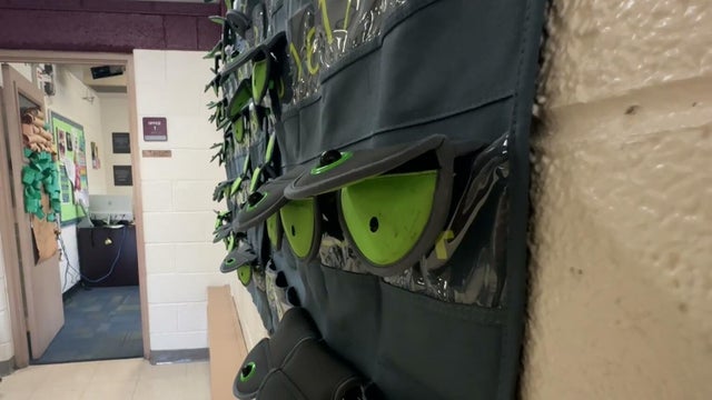 Michigan school district gets head start on cellphone ban 