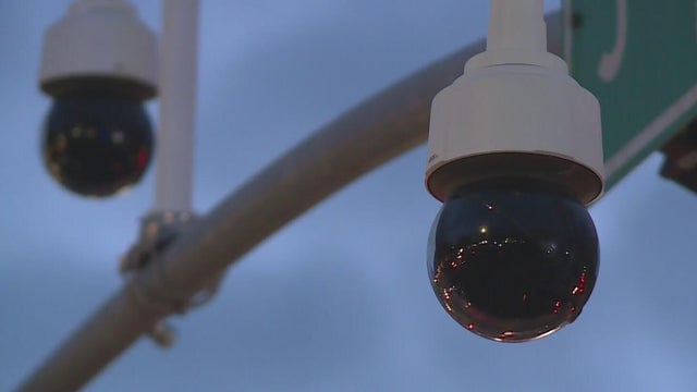 street-cameras.jpg 