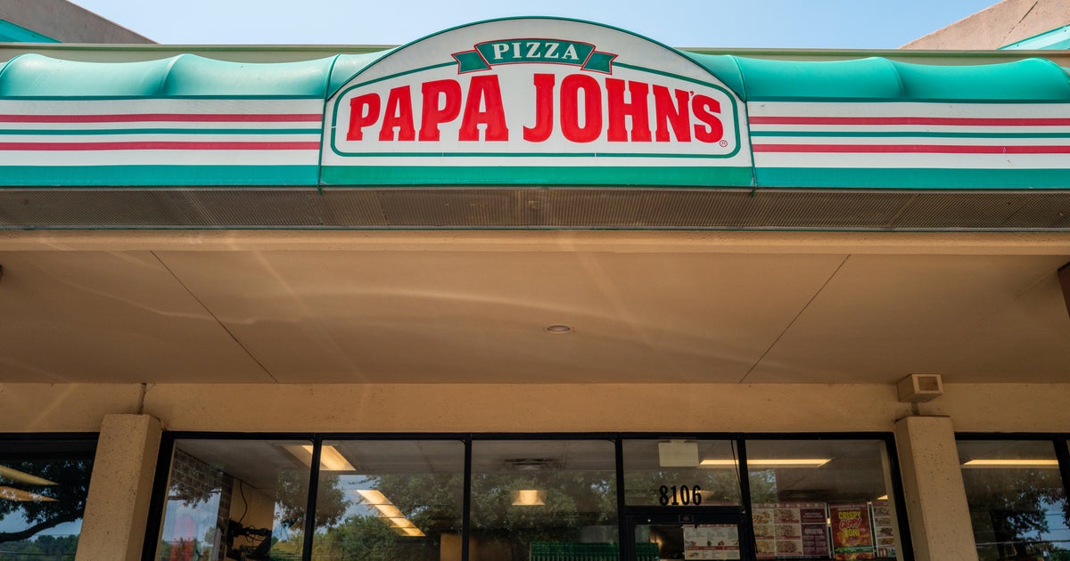 Papa John’s to close 300 restaurant as it moves to cut costs
