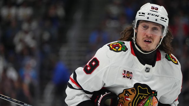 Blackhawks Avalanche Hockey 