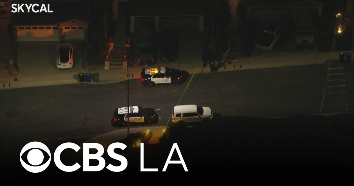 2 people found shot to death inside Northridge home - CBS Los Angeles