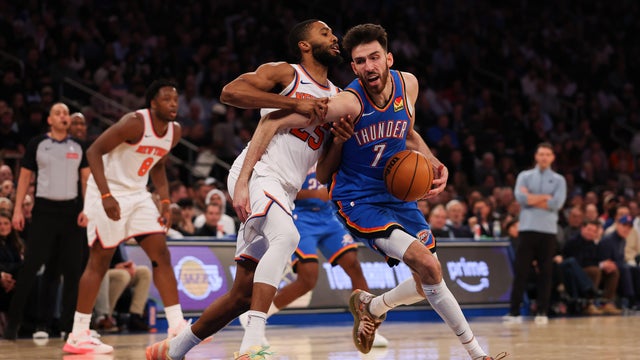 Chet Holmgren #7 of the Oklahoma City Thunder goes to the basket against Mikal Bridges #25 of the New York Knicks during the second quarter at Madison Square Garden on March 04, 2026 in New York City. 