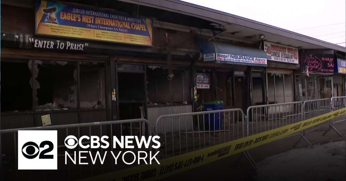 Massive fire tears through businesses in the Bronx - CBS New York