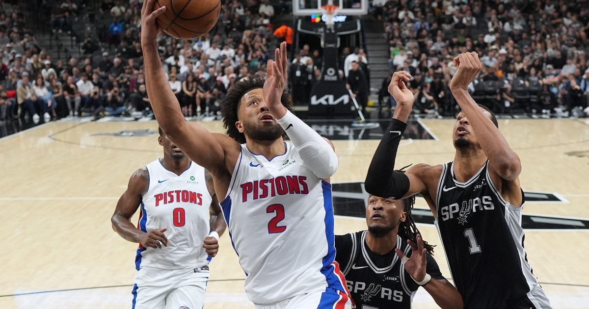 Detroit Pistons lose to San Antonio Spurs 121-106