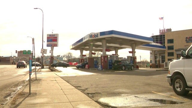 530p-vo-gas-prices-wcco9z36.jpg 
