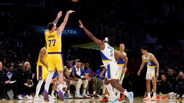 Lakers vs Pacers in Los Angeles, CA 