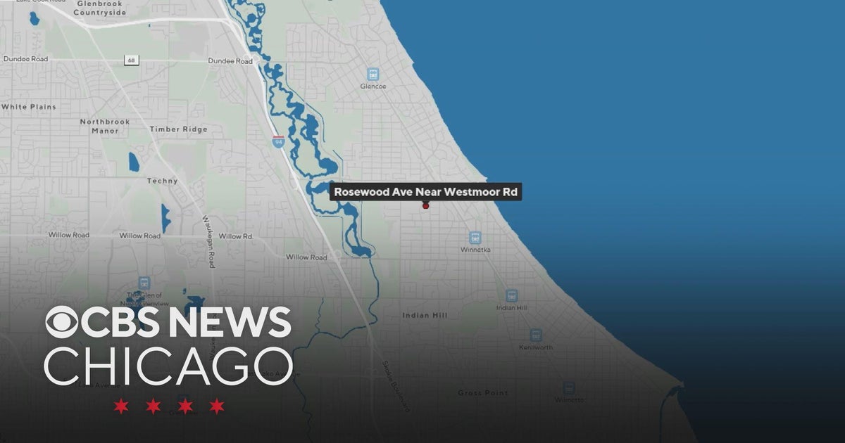 Police search for group who invaded home in Winnetka, Illinois