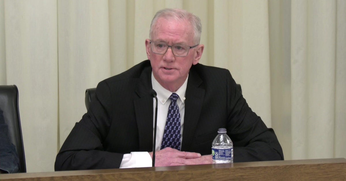 Minnesota fraud czar Tim O'Malley testifies at state capitol