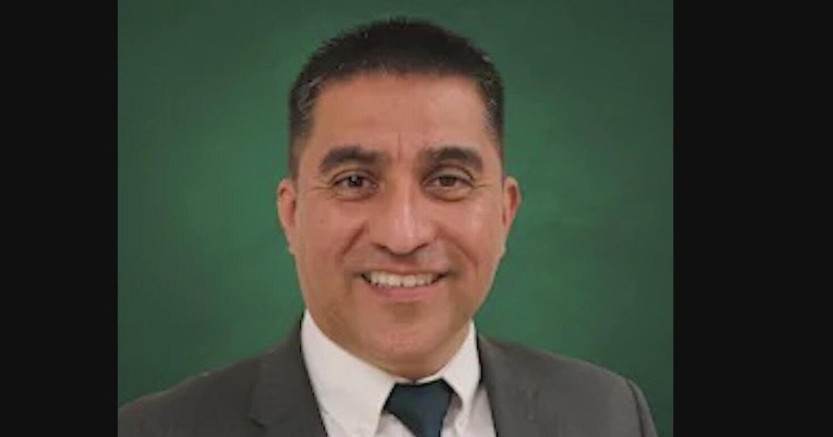 Lake Worth ISD superintendent resigns as TEA takeover advances - CBS Texas