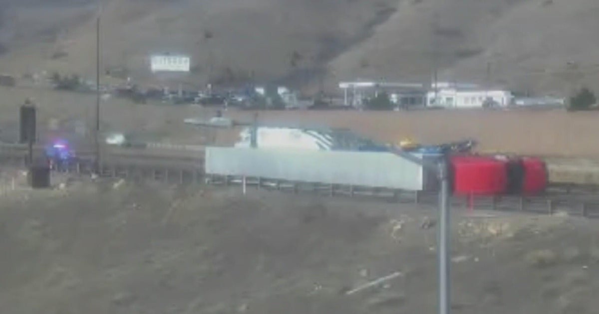Eastbound lanes of Colorado's I-70 reopen after semi tips over - CBS ...