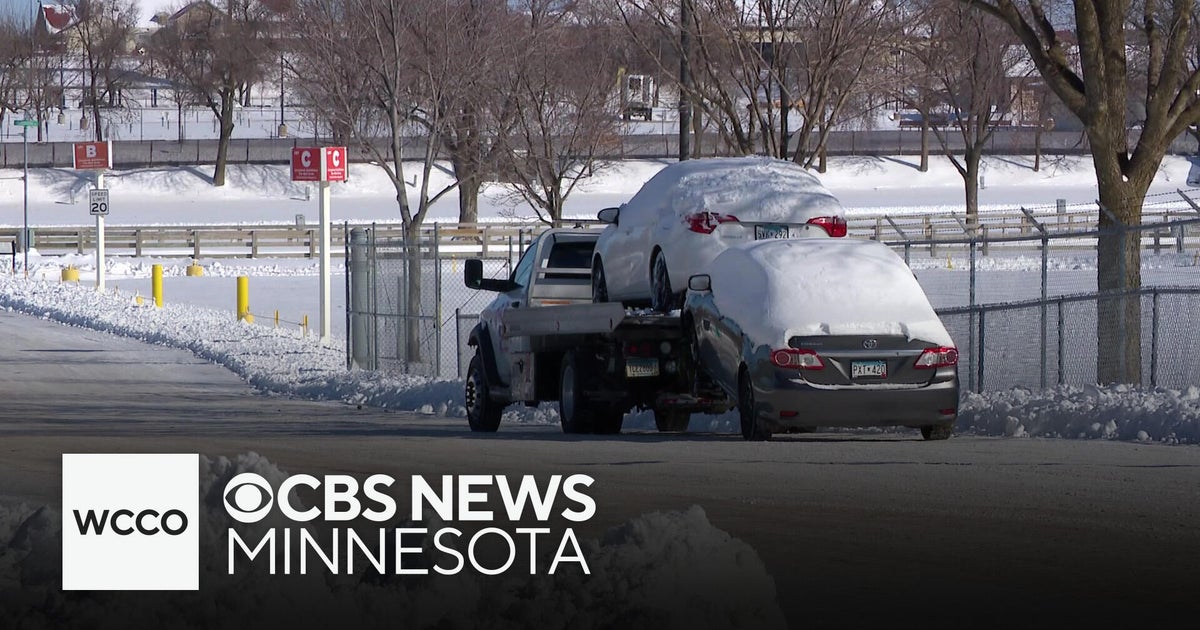 Hundreds of cars towed as Minneapolis, St. Paul snow emergencies in effect