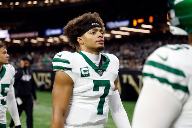 Jets Saints Football 