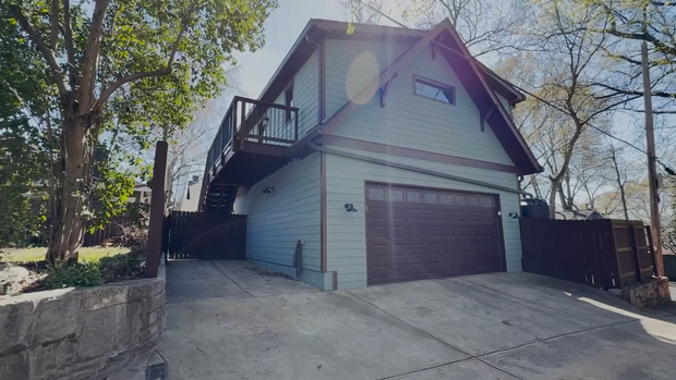 carriage-house-1.png 