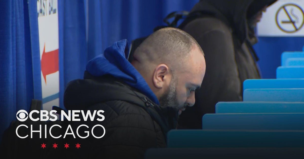 Voting under way for primary day in Illinois - CBS Chicago