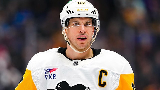 Pittsburgh Penguins v Vancouver Canucks 