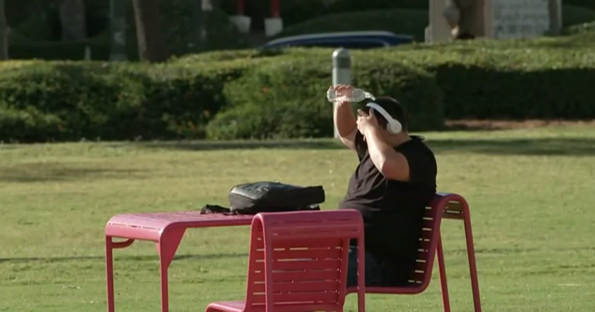 Record-breaking heat wave hits West Coast