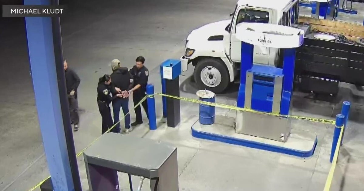 Man tries to steal hundreds of gallons of gas from Lodi station