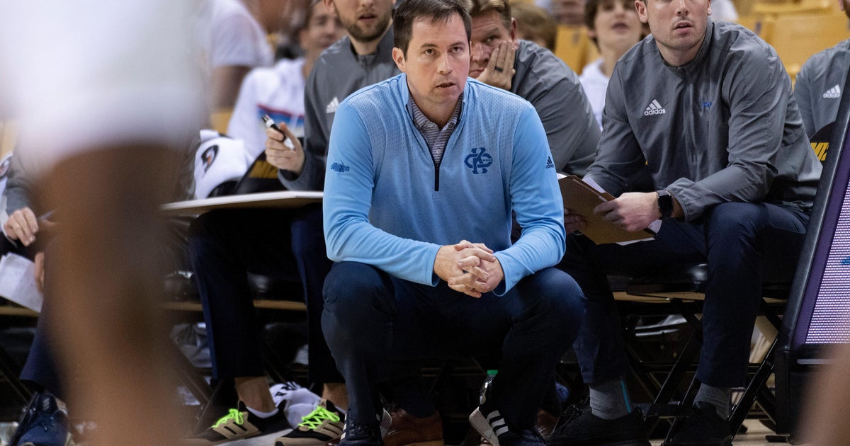 Eastern Michigan hires ex-Missouri-Kansas City, Wright State coach Billy Donlon