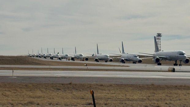 denver-airport-photo-runway-copy.jpg 