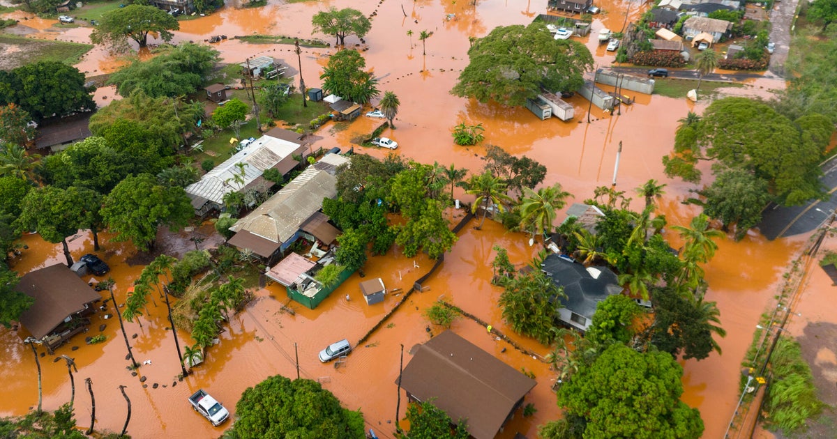 More than 230 rescued amid Hawaii flooding; officials warn more rain is on the way