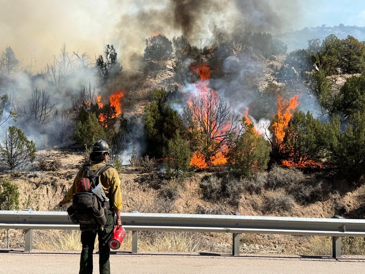 Officials update progress on containing wildfires in southern Colorado ...
