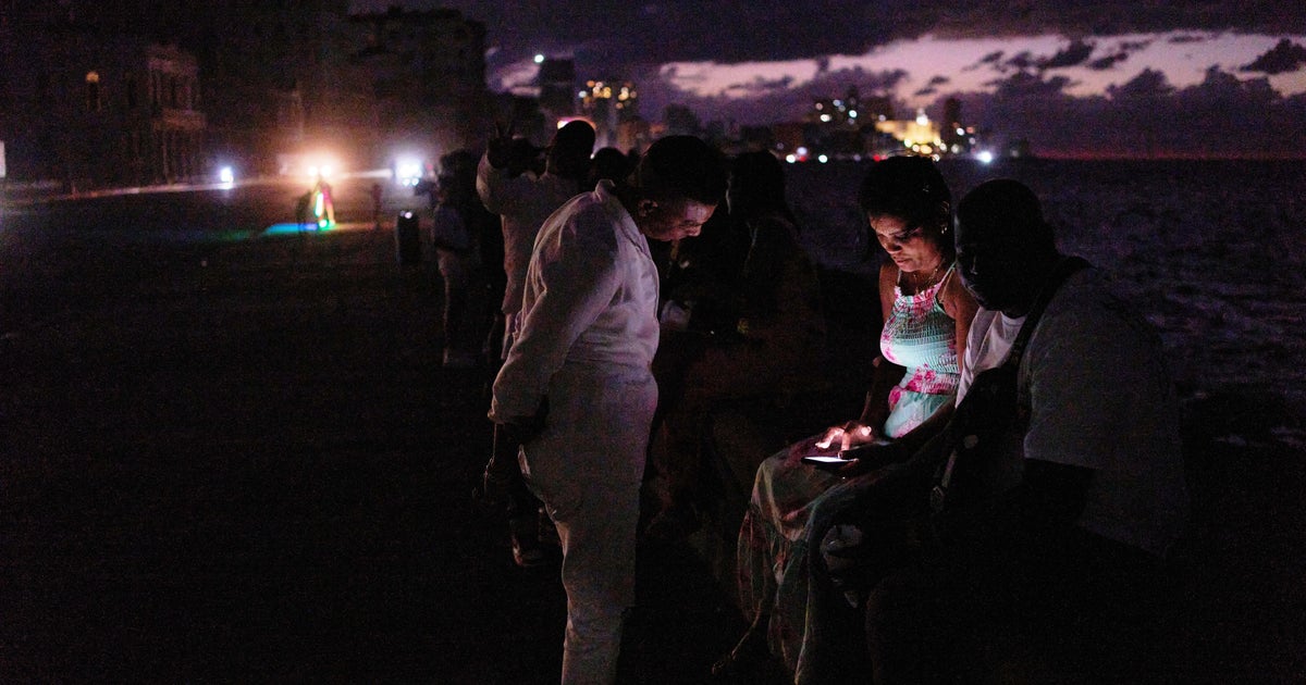 Cuba begins to restore electricity after nationwide power grid collapse