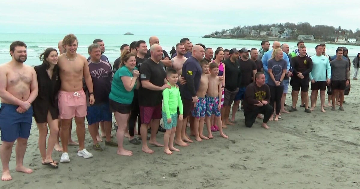 Massachusetts police departments brave frigid ocean to support Make-A-Wish