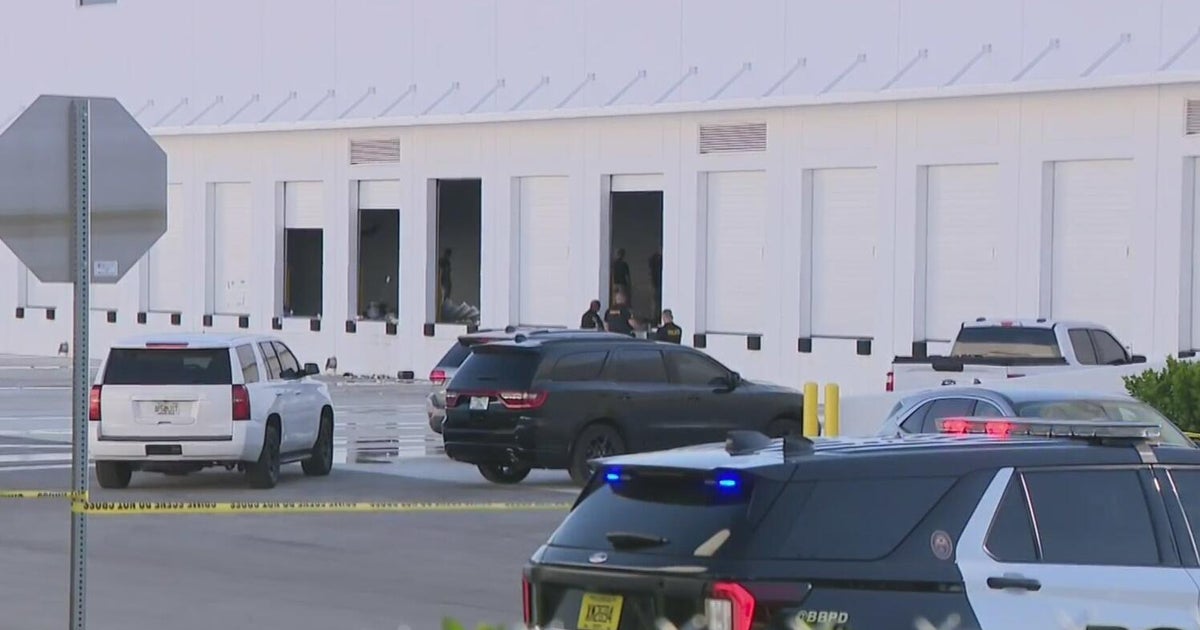 Deadly helicopter crash: Chopper plunges into Boynton Beach warehouse, all on board killed