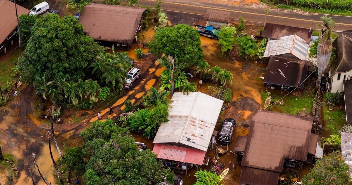 Video: Hawaii reels from worst flooding in 20 years