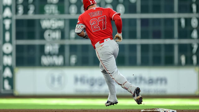 Los Angeles Angels v Houston Astros 