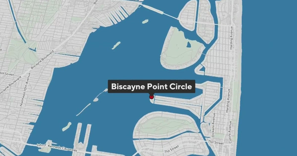 Father killed, son injured in Biscayne Bay boating hit-and-run, investigators say