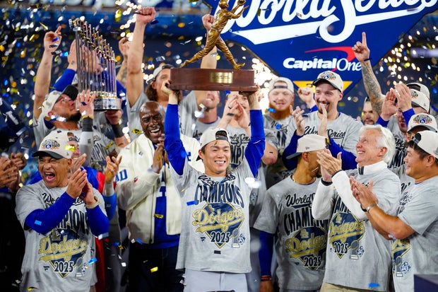 World Series - Los Angeles Dodgers v Toronto Blue Jays - Game 7 