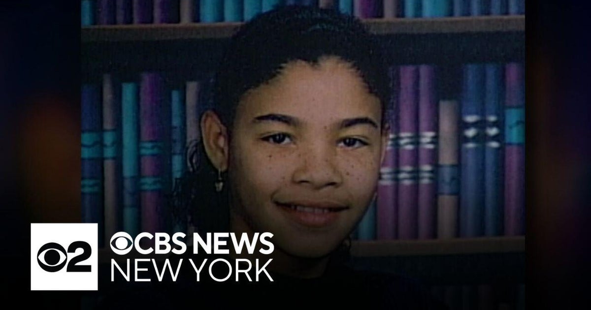 Man convicted in 1999 Bronx cold case murder sentenced to prison - CBS ...